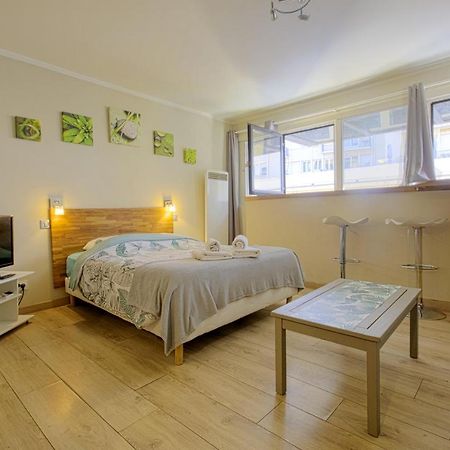 Appartements Clémenceau Pau Esterno foto